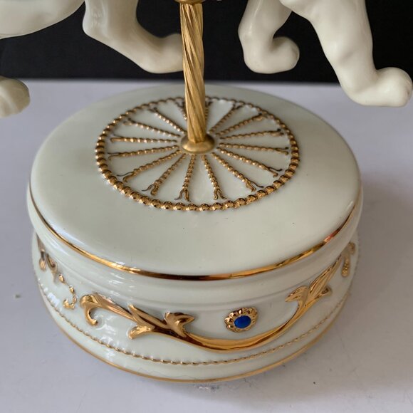 SAN FRANCISCO MUSIC COMPANY MAUREEN DRDAK LION CAROUSEL UNCHAINED MELODY MUSIC - Picture 6 of 11